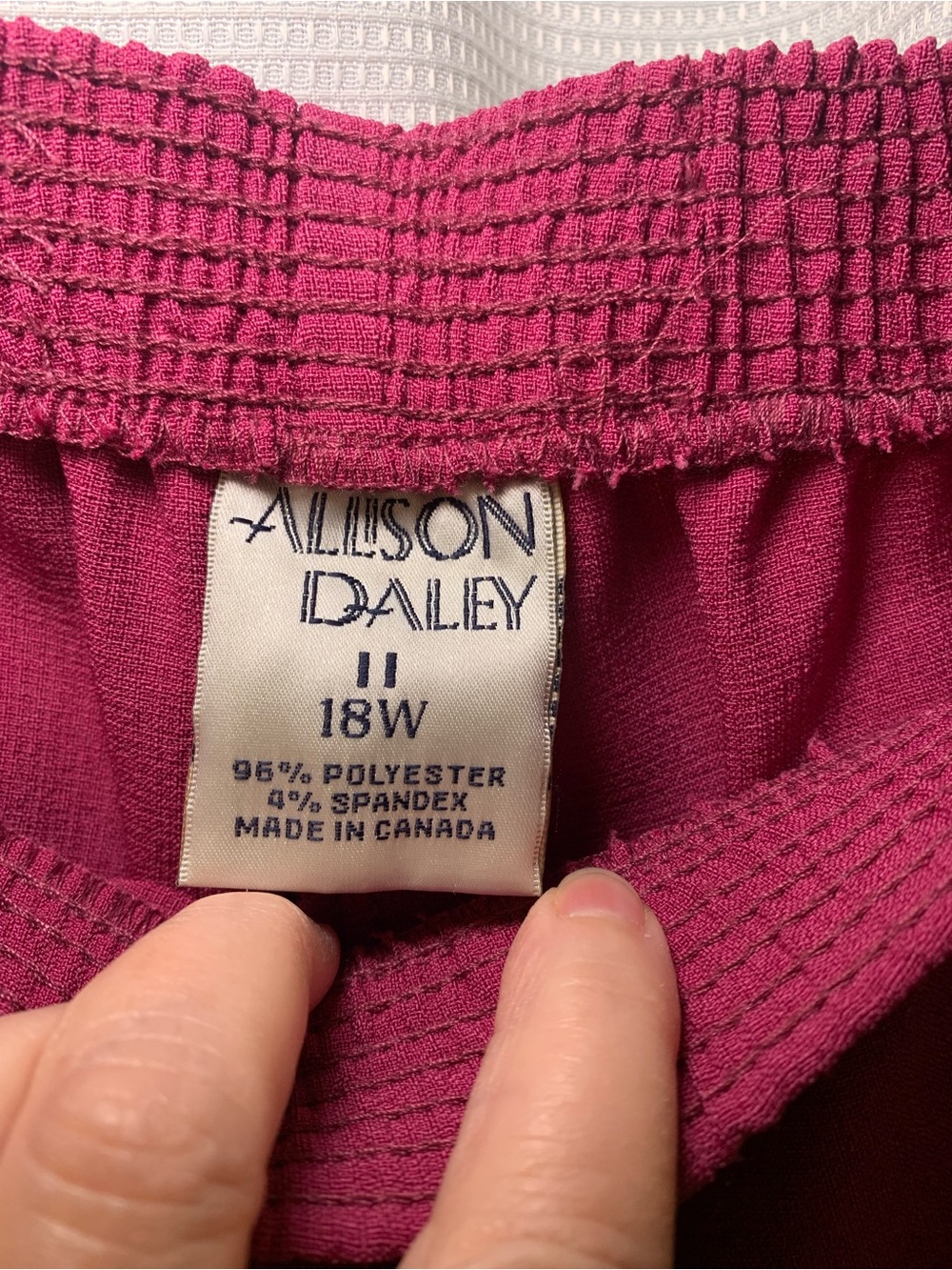 Allison Daley Straight-Leg Pants in Raspberry - Picture 3 of 5